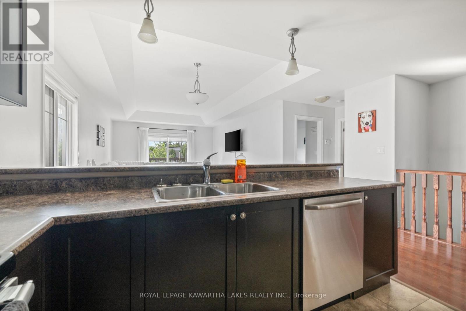 20 Lisbeth Crescent, Kawartha Lakes, Ontario  K9V 0C9 - Photo 14 - X12297290