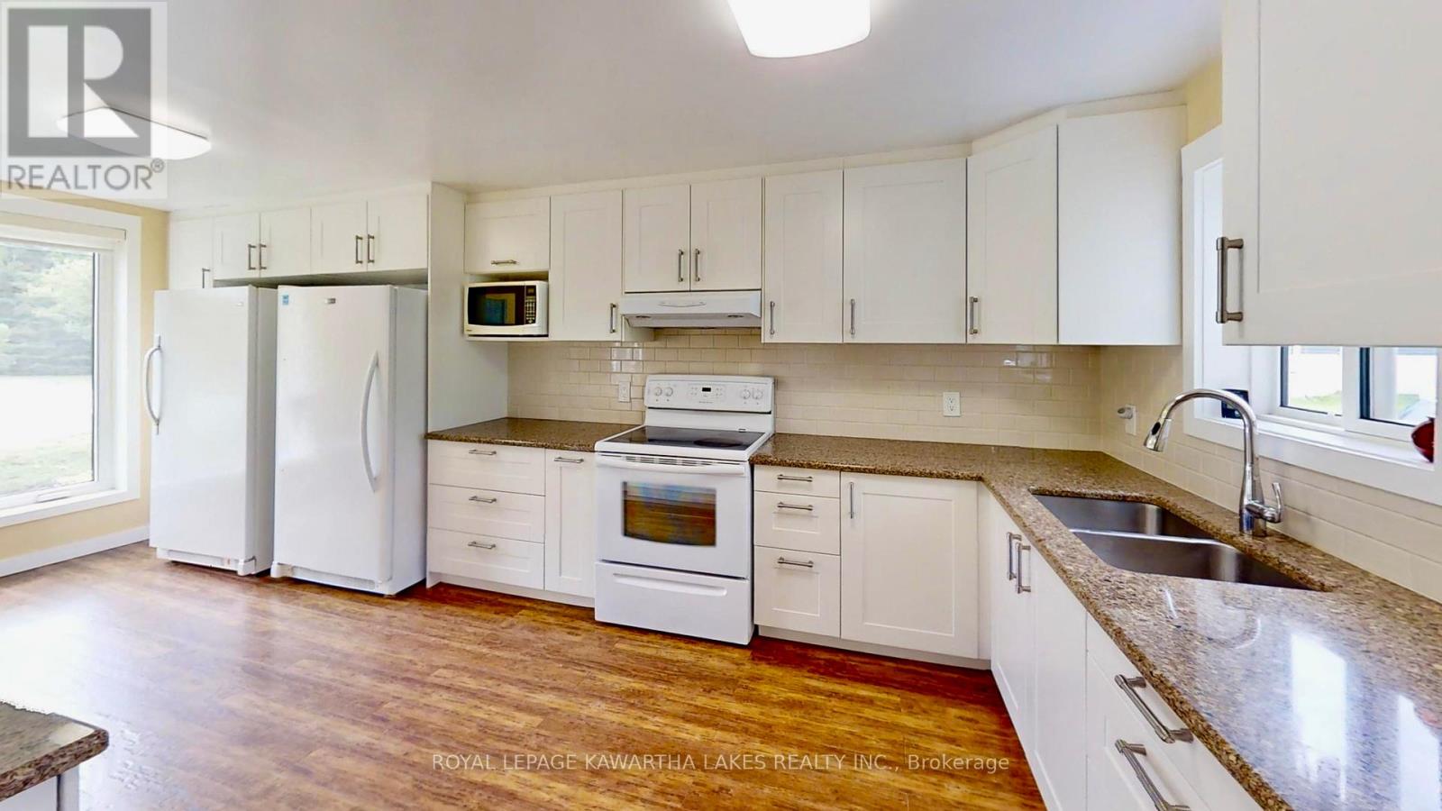 31410 Lake Ridge Road, Georgina, Ontario  L0E 1N0 - Photo 21 - N12299594