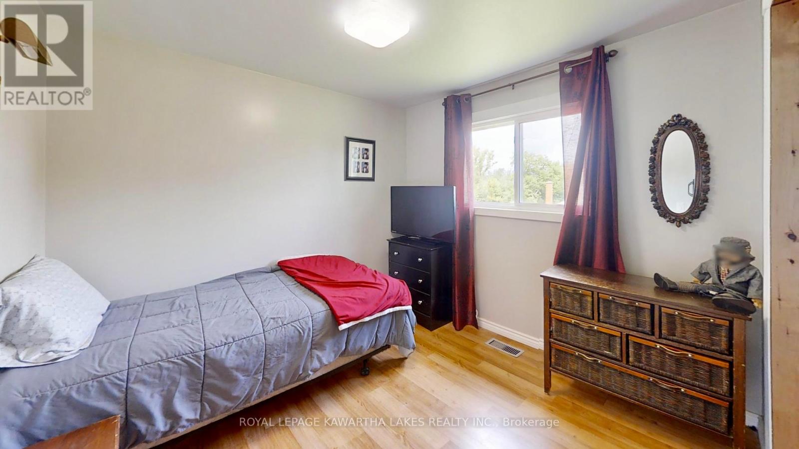 31410 Lake Ridge Road, Georgina, Ontario  L0E 1N0 - Photo 39 - N12299594