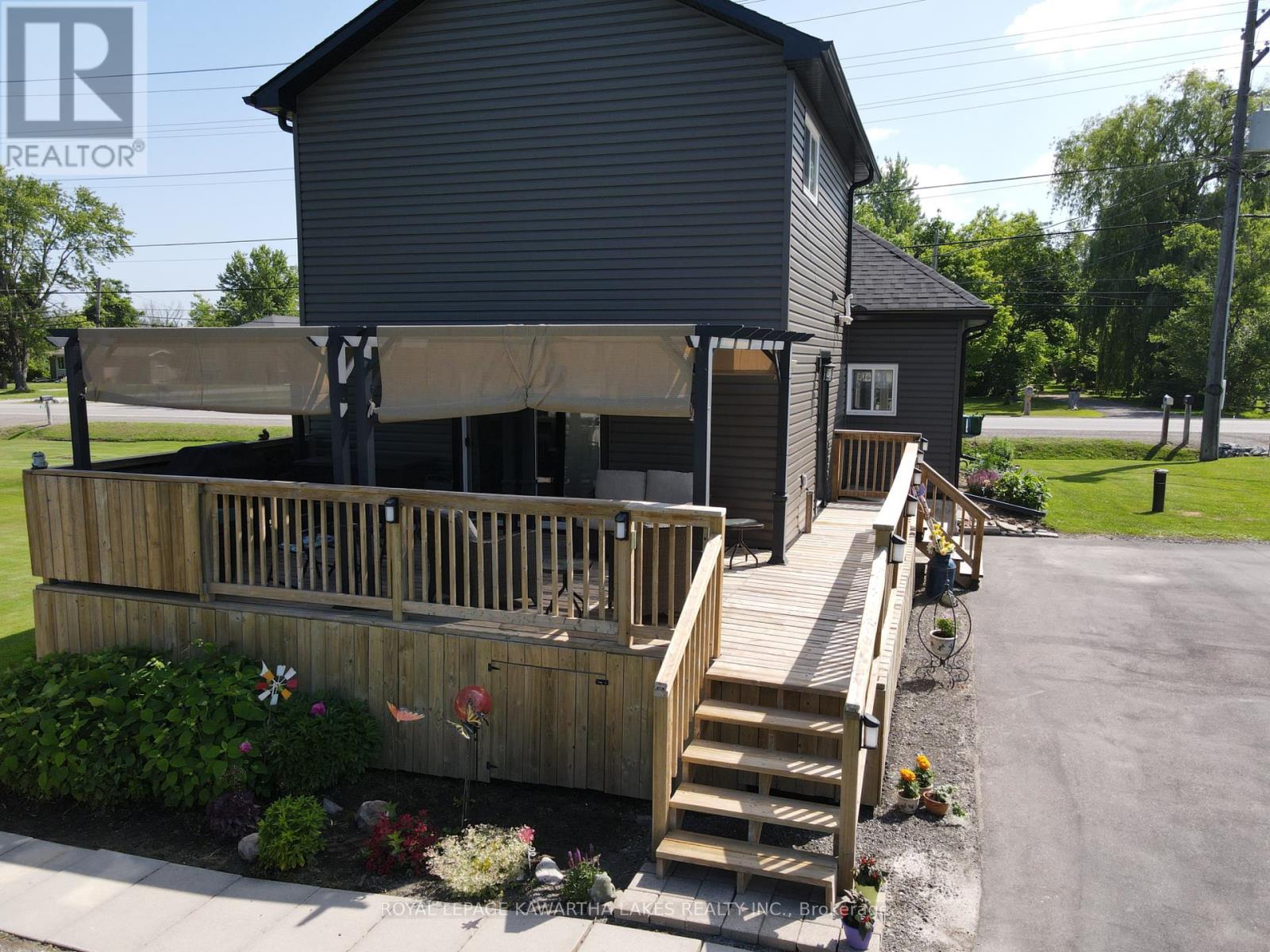 31410 Lake Ridge Road, Georgina, Ontario  L0E 1N0 - Photo 6 - N12299594