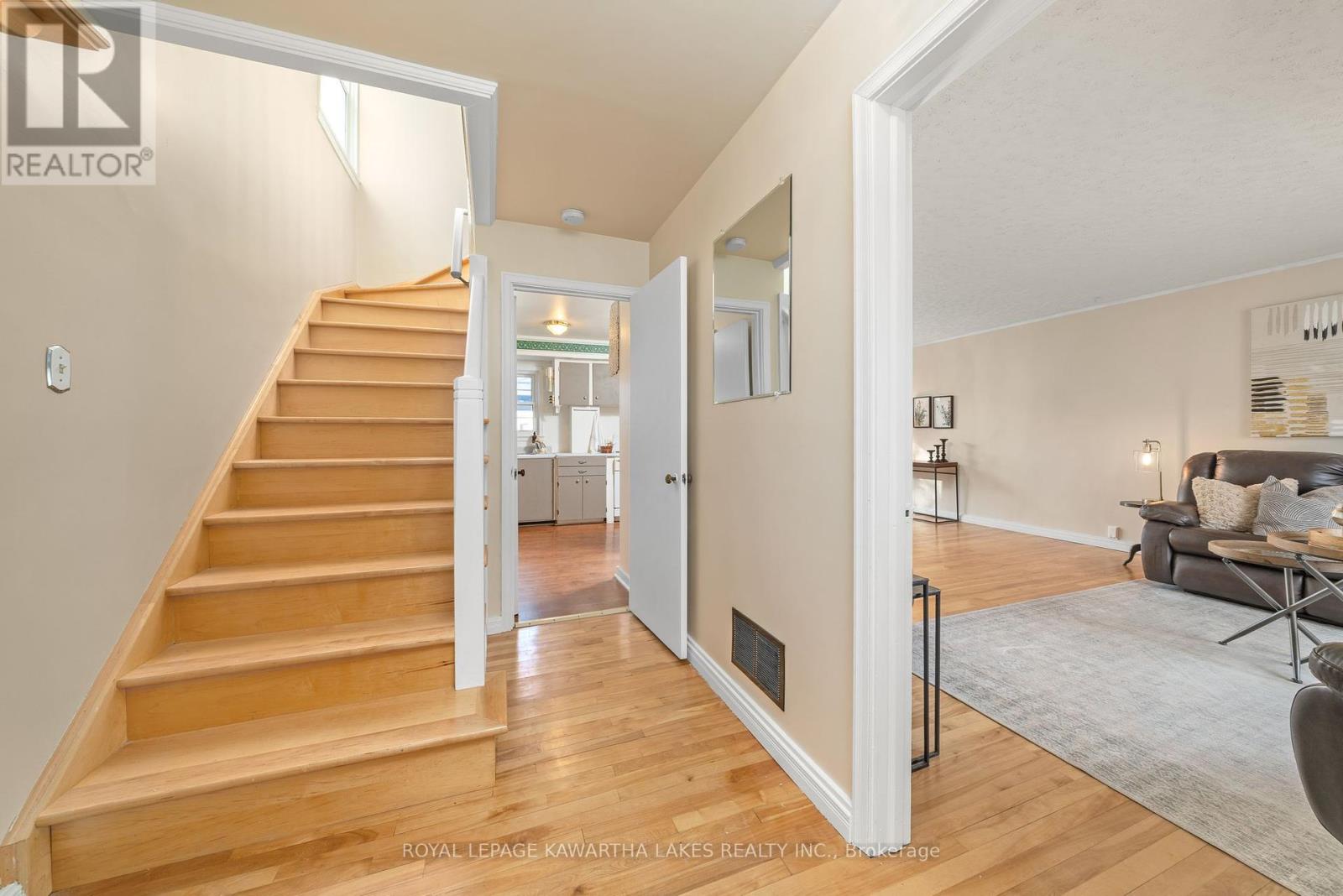 769 Chesterfield Avenue, Peterborough North, Ontario  K9H 4Y1 - Photo 13 - X12307170