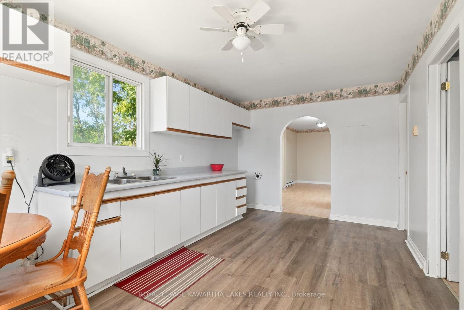 4 Bond Street E, Kawartha Lakes, Ontario  K9V 3P3 - Photo 20 - X12311415