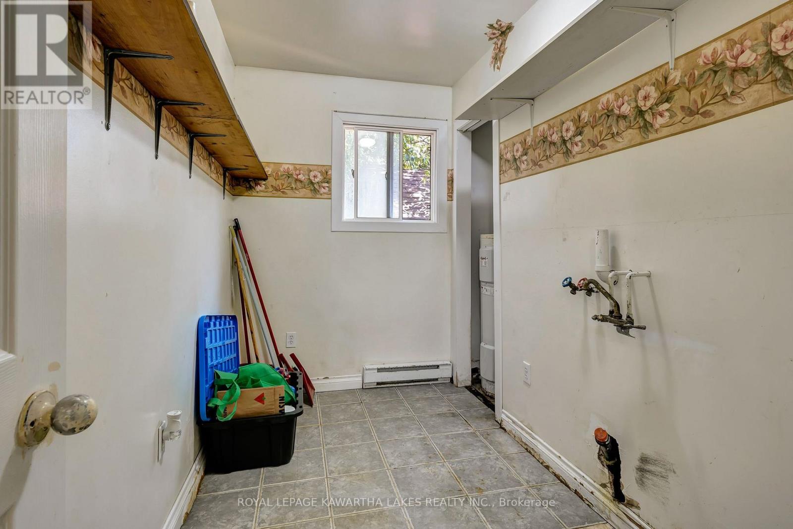 4 Bond Street E, Kawartha Lakes, Ontario  K9V 3P3 - Photo 30 - X12311415