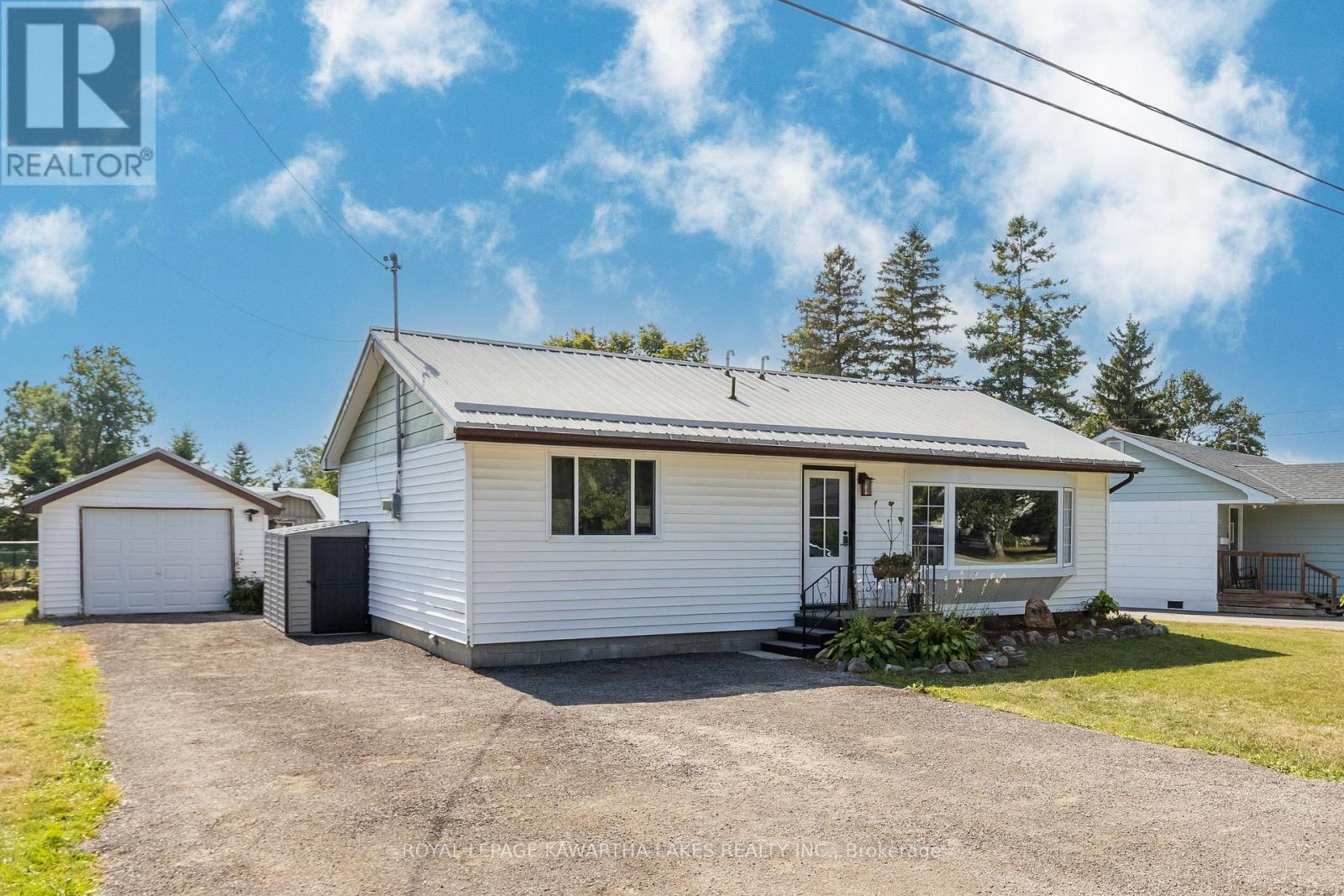 446 Dundas Street, Brock, Ontario  L0K 1A0 - Photo 1 - N12316568