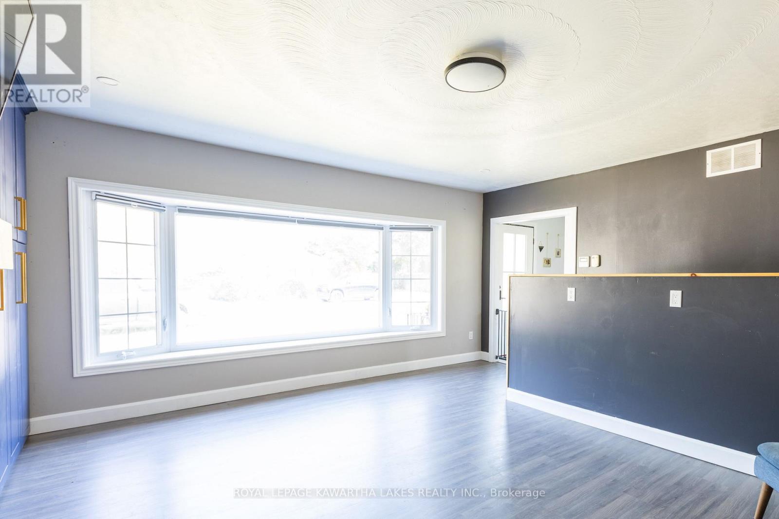 446 Dundas Street, Brock, Ontario  L0K 1A0 - Photo 8 - N12316568