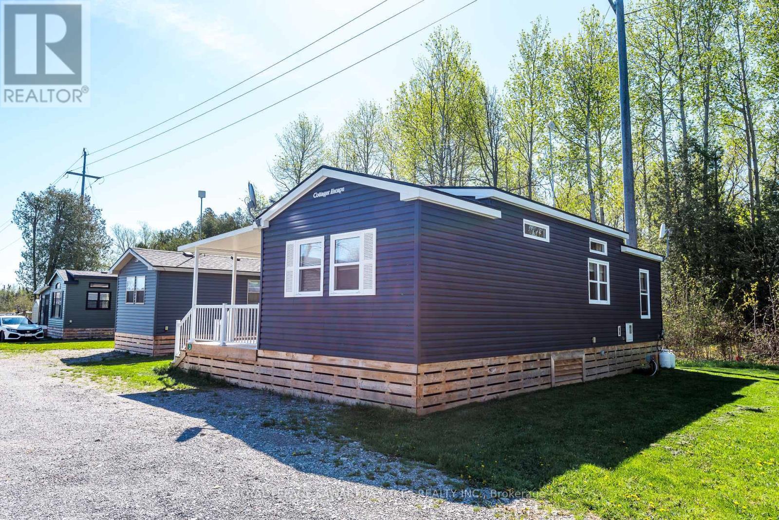 Cv003 - 657 Thunder Bridge Road, Kawartha Lakes, Ontario  K9V 4R1 - Photo 2 - X12322891