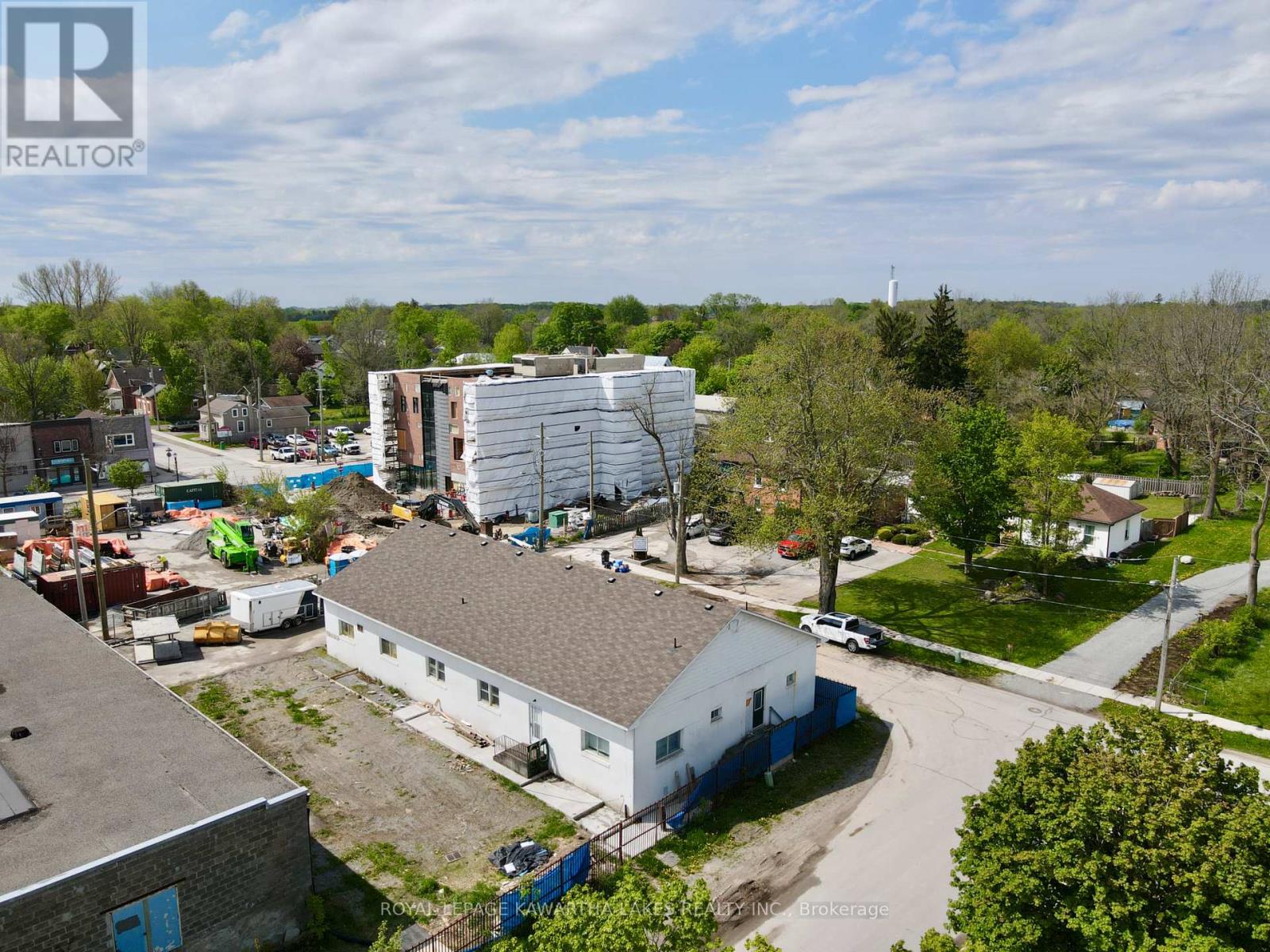 21 Ann Steet Street, Brock, Ontario  L0E 1E0 - Photo 1 - N12332616