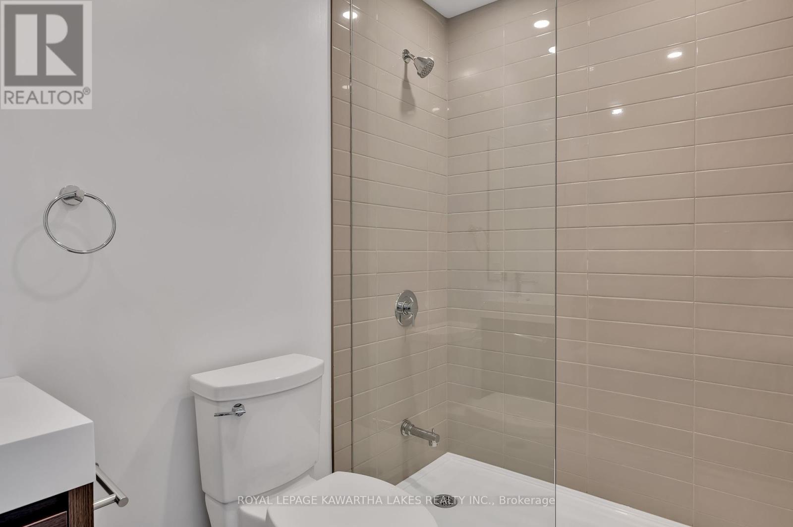 404 - 195 Hunter Street E, Peterborough East, Ontario  K9H 1G9 - Photo 18 - X12337737