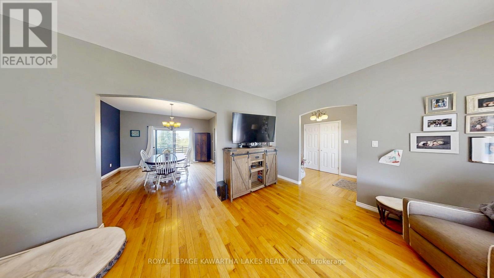674 Osborne Street, Brock, Ontario  L0K 1A0 - Photo 11 - N12341516