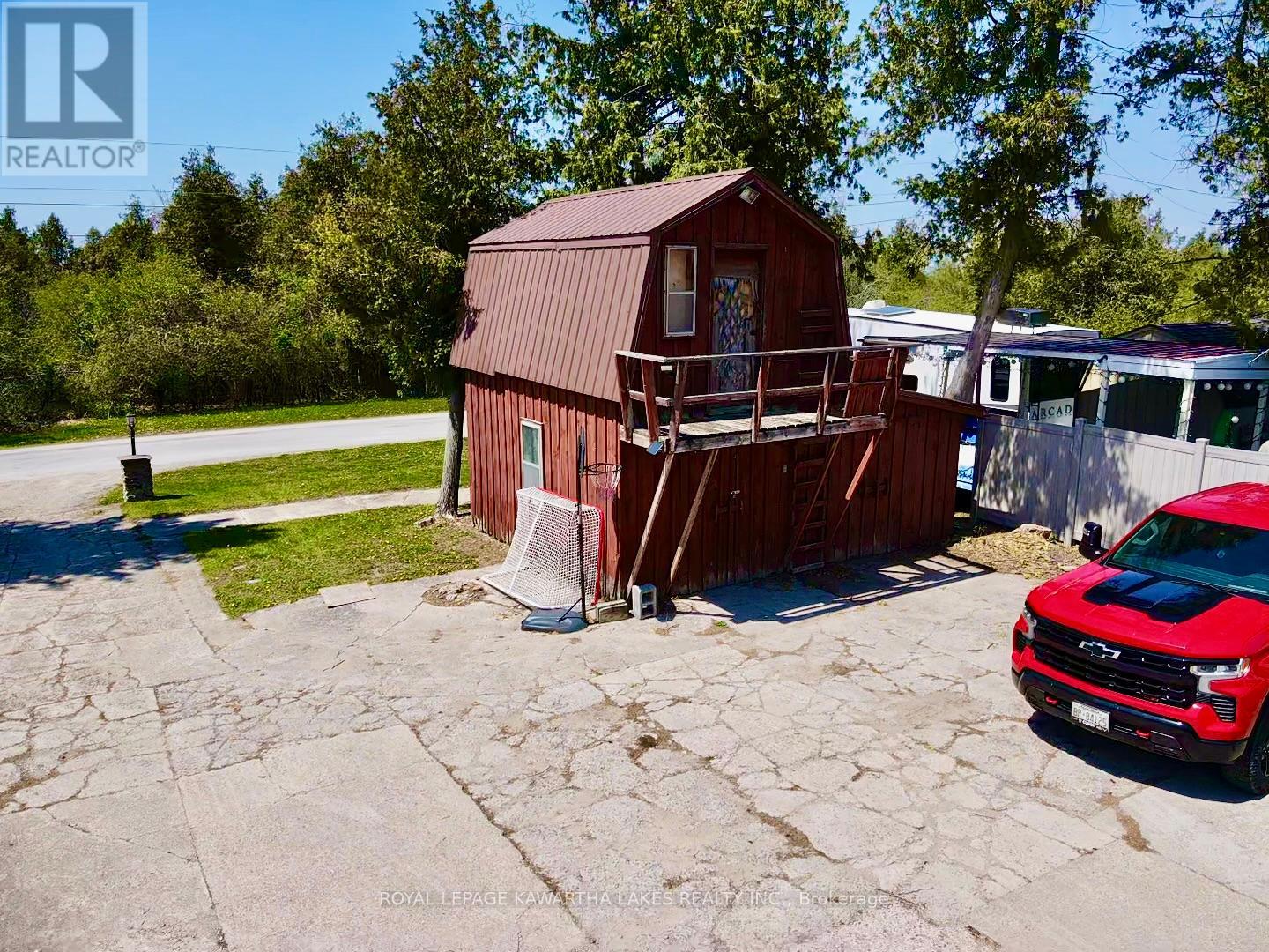 674 Osborne Street, Brock, Ontario  L0K 1A0 - Photo 49 - N12341516