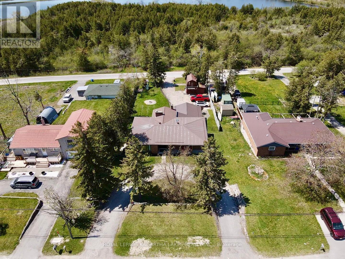 674 Osborne Street, Brock, Ontario  L0K 1A0 - Photo 5 - N12341516