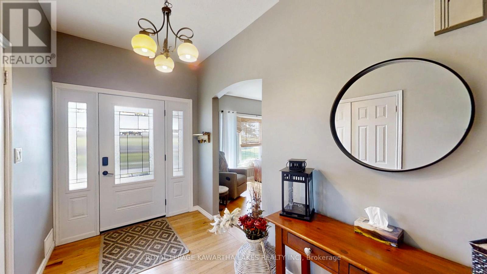 674 Osborne Street, Brock, Ontario  L0K 1A0 - Photo 7 - N12341516
