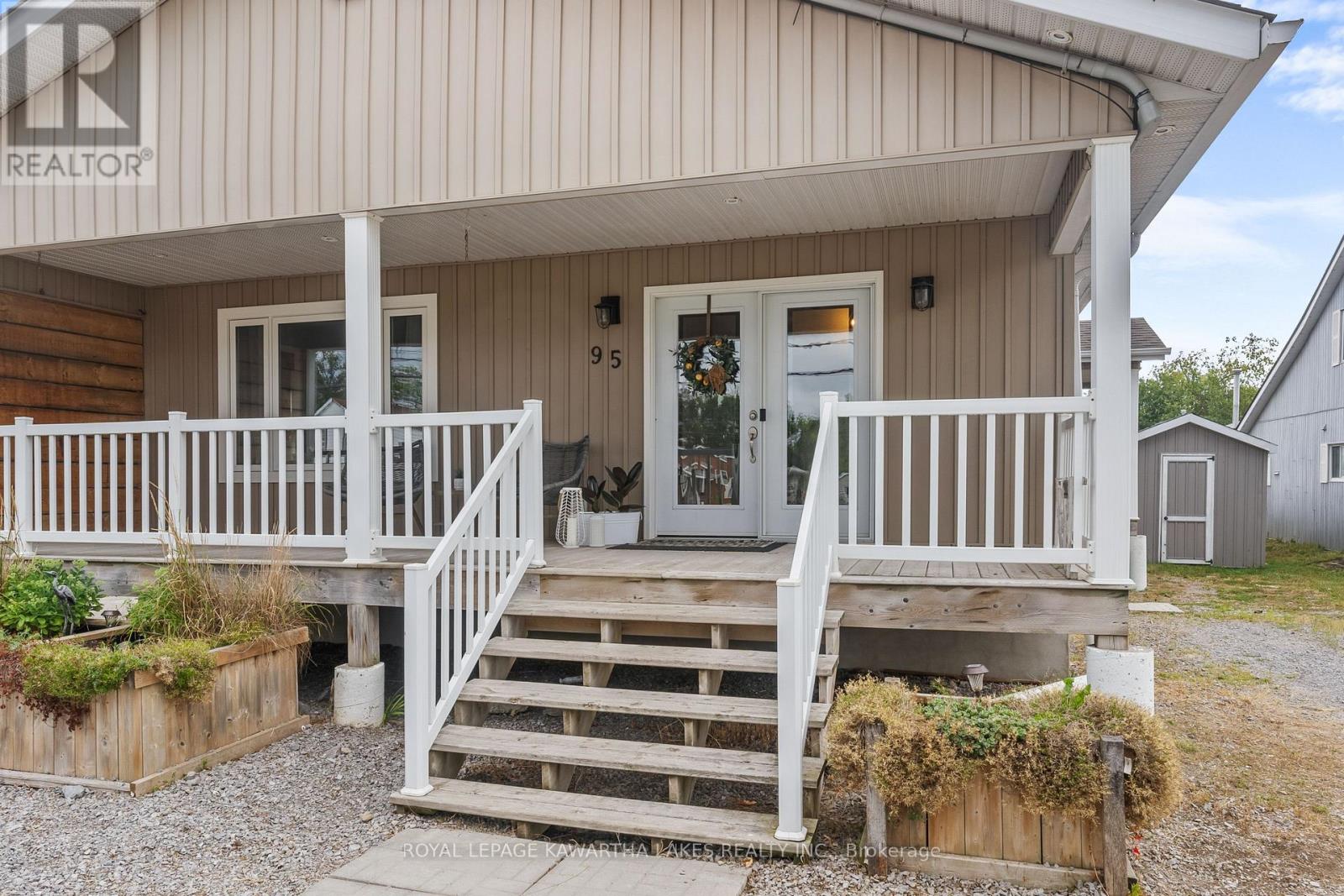95 Lindsay Street, Kawartha Lakes, Ontario  K0M 1N0 - Photo 37 - X12344930