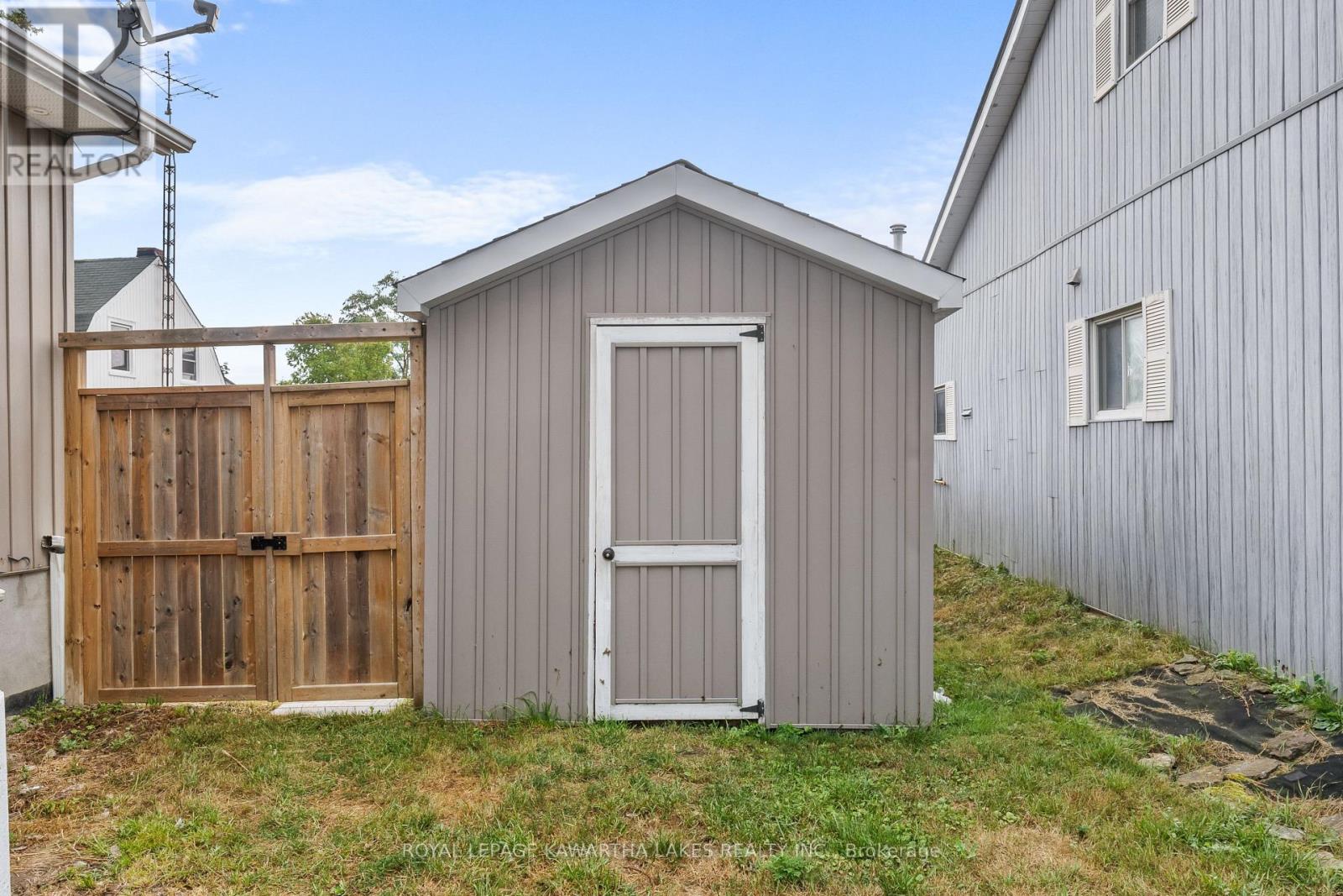 95 Lindsay Street, Kawartha Lakes, Ontario  K0M 1N0 - Photo 38 - X12344930