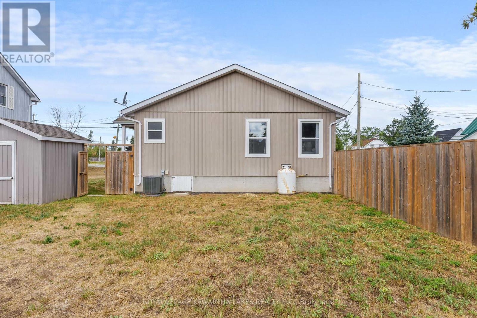 95 Lindsay Street, Kawartha Lakes, Ontario  K0M 1N0 - Photo 45 - X12344930