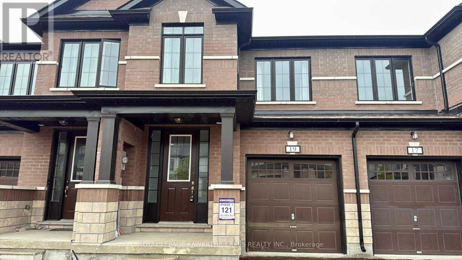 19 Keenan Street, Kawartha Lakes, Ontario  K9V 6C2 - Photo 1 - X12354421