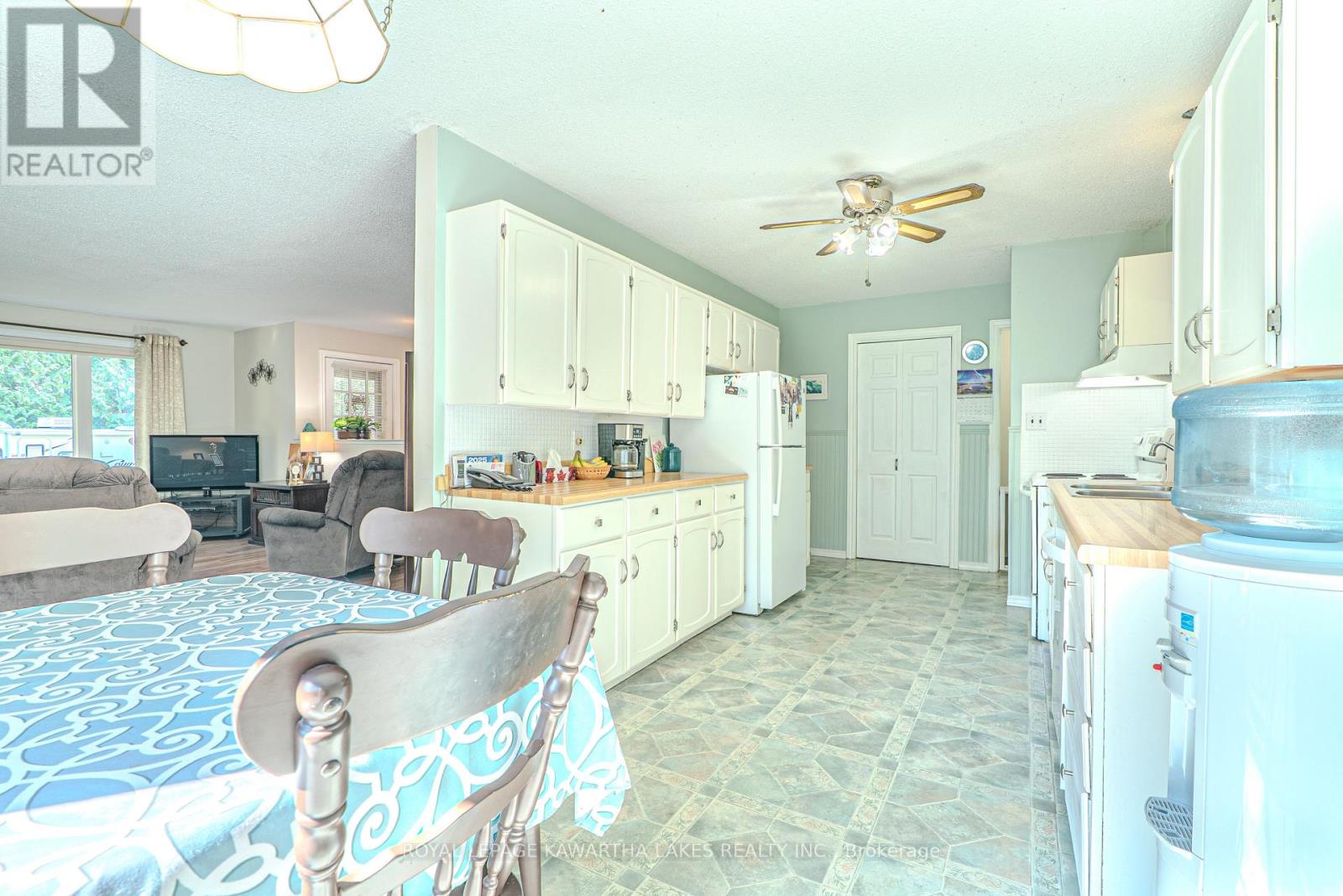 426 Farms Road, Kawartha Lakes, Ontario  K0M 2T0 - Photo 14 - X12362353