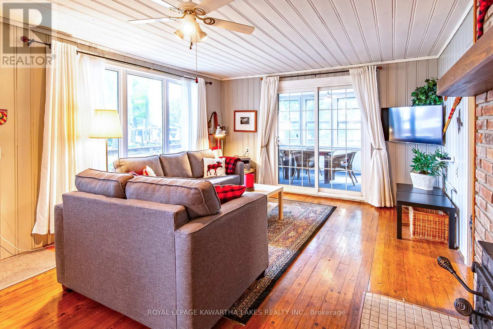 130 Driftwood Village Drive, Kawartha Lakes, Ontario  K0M 1K0 - Photo 6 - X12363936