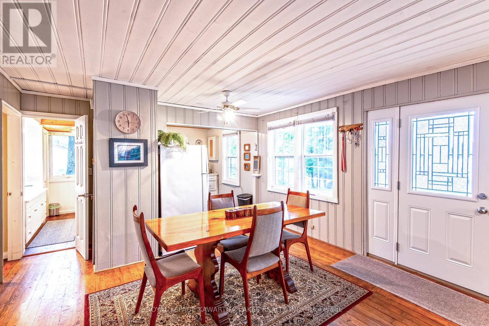 130 Driftwood Village Drive, Kawartha Lakes, Ontario  K0M 1K0 - Photo 8 - X12363936