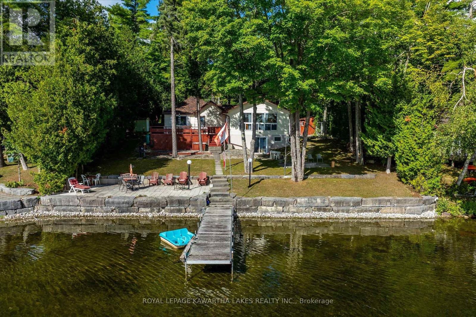 1999 White Lake Rd W Road S, Douro-Dummer, Ontario  K0L 2H0 - Photo 1 - X12364202