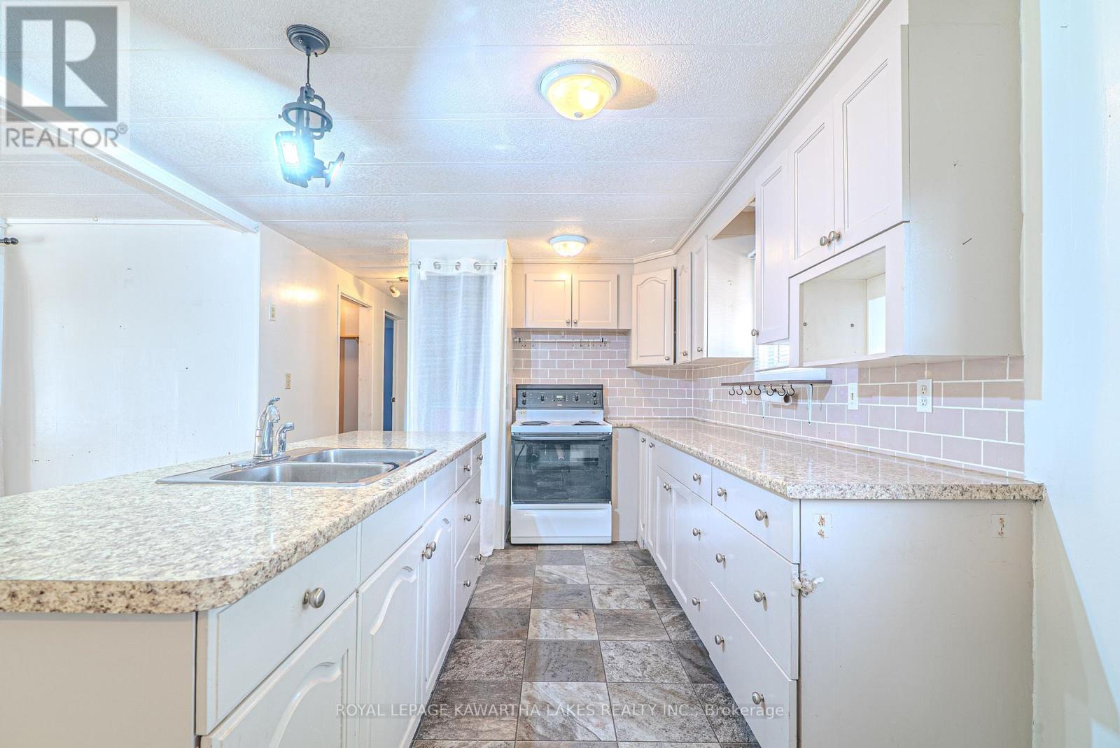 29 Macal Drive, Kawartha Lakes, Ontario  K9V 0H5 - Photo 12 - X12364492