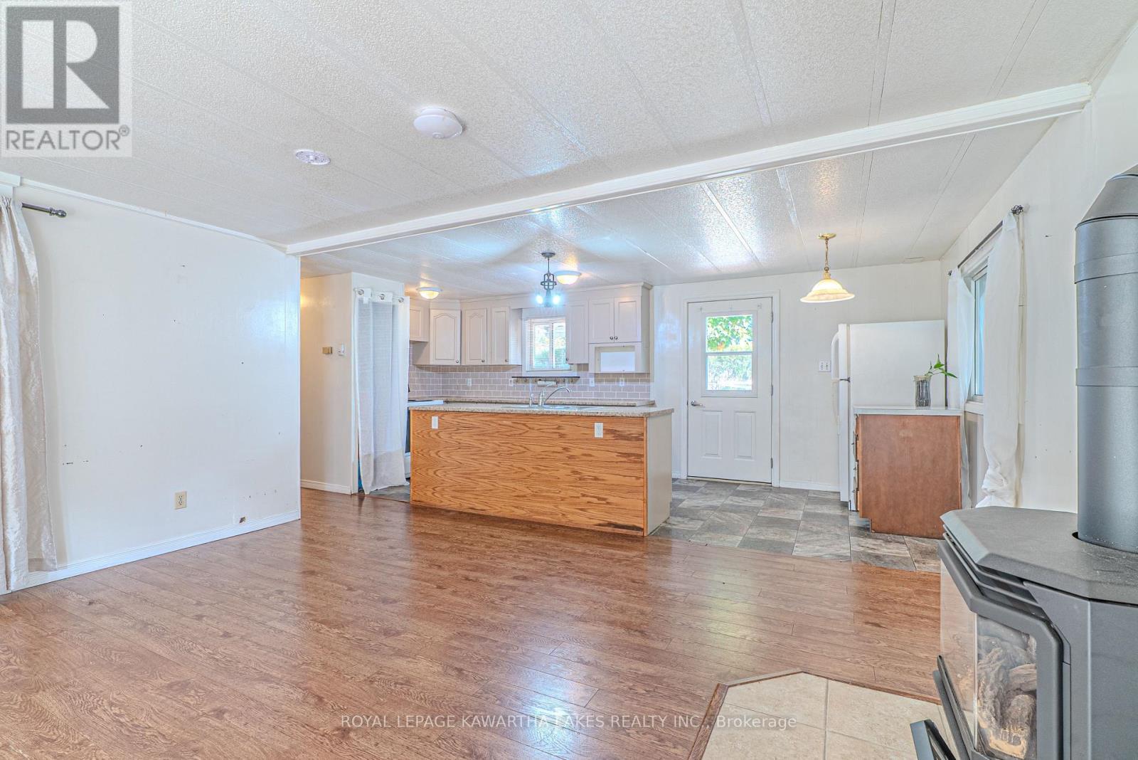 29 Macal Drive, Kawartha Lakes, Ontario  K9V 0H5 - Photo 9 - X12364492
