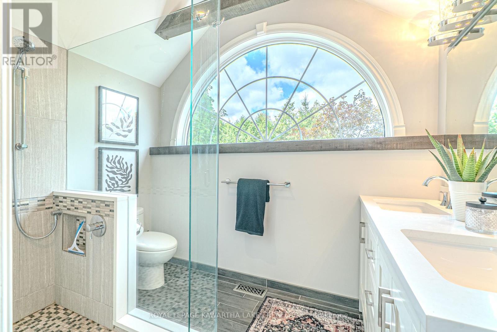 7725 Leskard Road N, Clarington, Ontario  L0B 1M0 - Photo 25 - E12364749