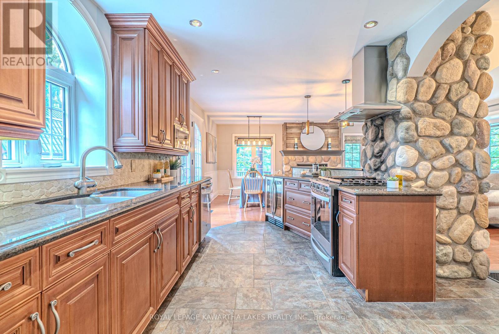 7725 Leskard Road N, Clarington, Ontario  L0B 1M0 - Photo 8 - E12364749