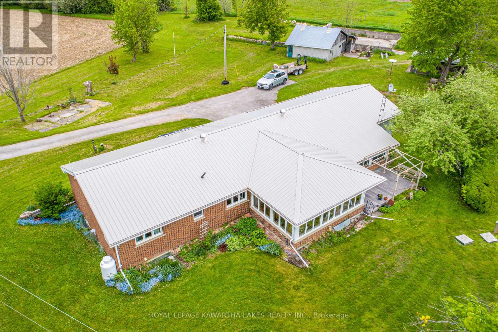 576 Lorneville Road, Kawartha Lakes, Ontario  K0M 2T0 - Photo 16 - X12373303