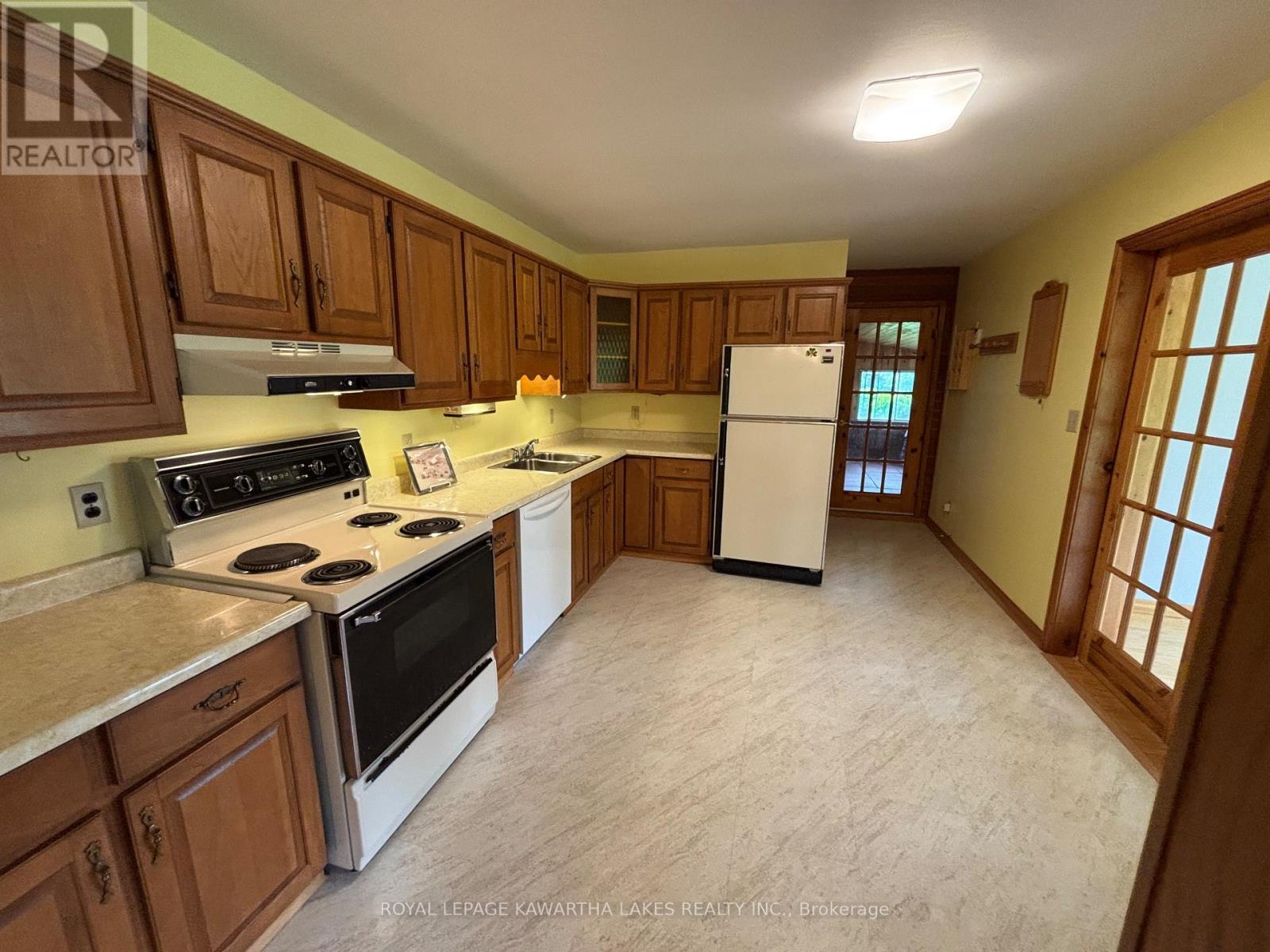576 Lorneville Road, Kawartha Lakes, Ontario  K0M 2T0 - Photo 37 - X12373303