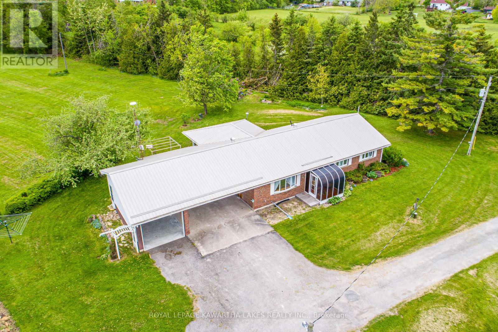 576 Lorneville Road, Kawartha Lakes, Ontario  K0M 2T0 - Photo 6 - X12373303
