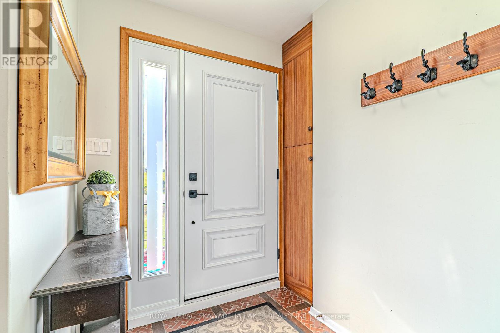 1899 Little Britain Road, Kawartha Lakes, Ontario  K9V 4R2 - Photo 10 - X12377601