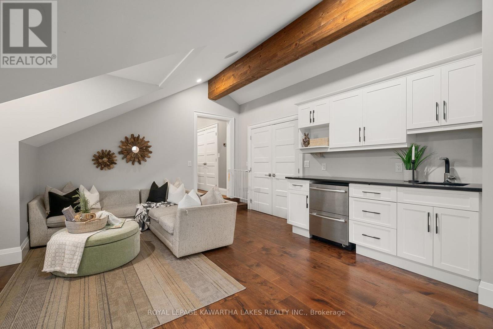 29 Rustlewood Avenue, Kawartha Lakes, Ontario  L0A 1A0 - Photo 25 - X12405202