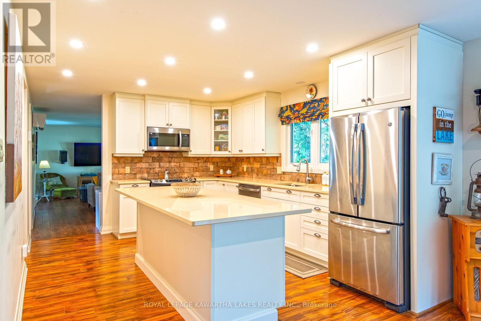 78 Riverbank Road, Kawartha Lakes, Ontario  K0M 1N0 - Photo 6 - X12405817