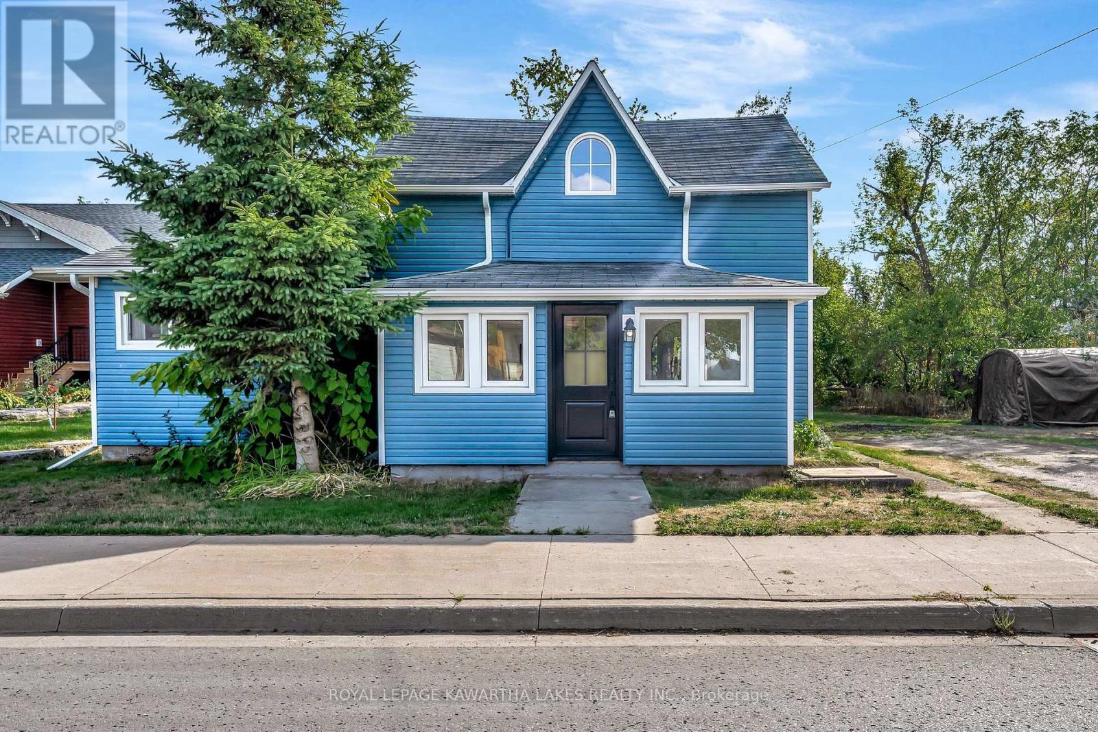 19 Prince Street E, Kawartha Lakes, Ontario  K0M 1A0 - Photo 1 - X12407167