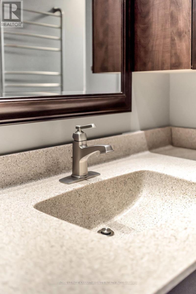 3 Pinewood Crescent, Kawartha Lakes, Ontario  L0A 1K0 - Photo 24 - X12424078