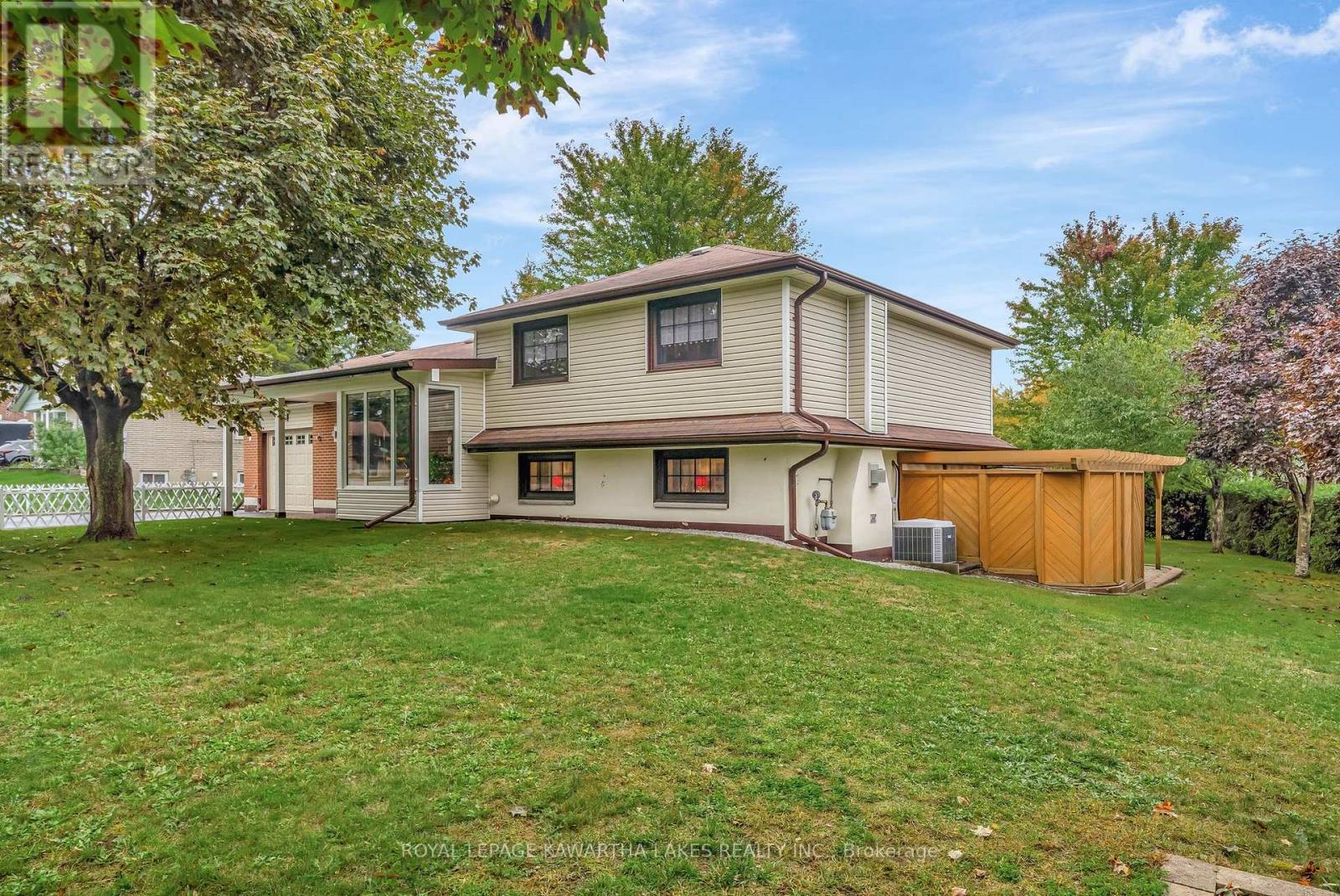 3 Pinewood Crescent, Kawartha Lakes, Ontario  L0A 1K0 - Photo 6 - X12424078