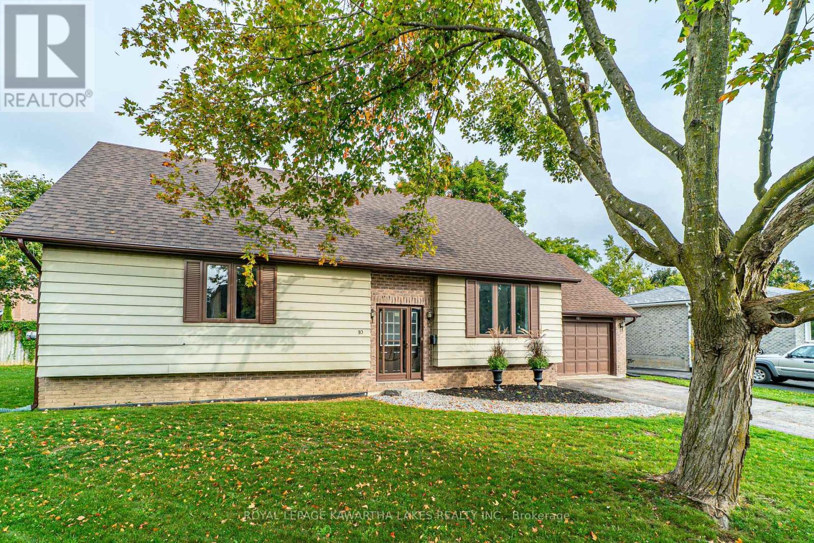 10 Don Court, Kawartha Lakes, Ontario  K9V 5T1 - Photo 8 - X12424844