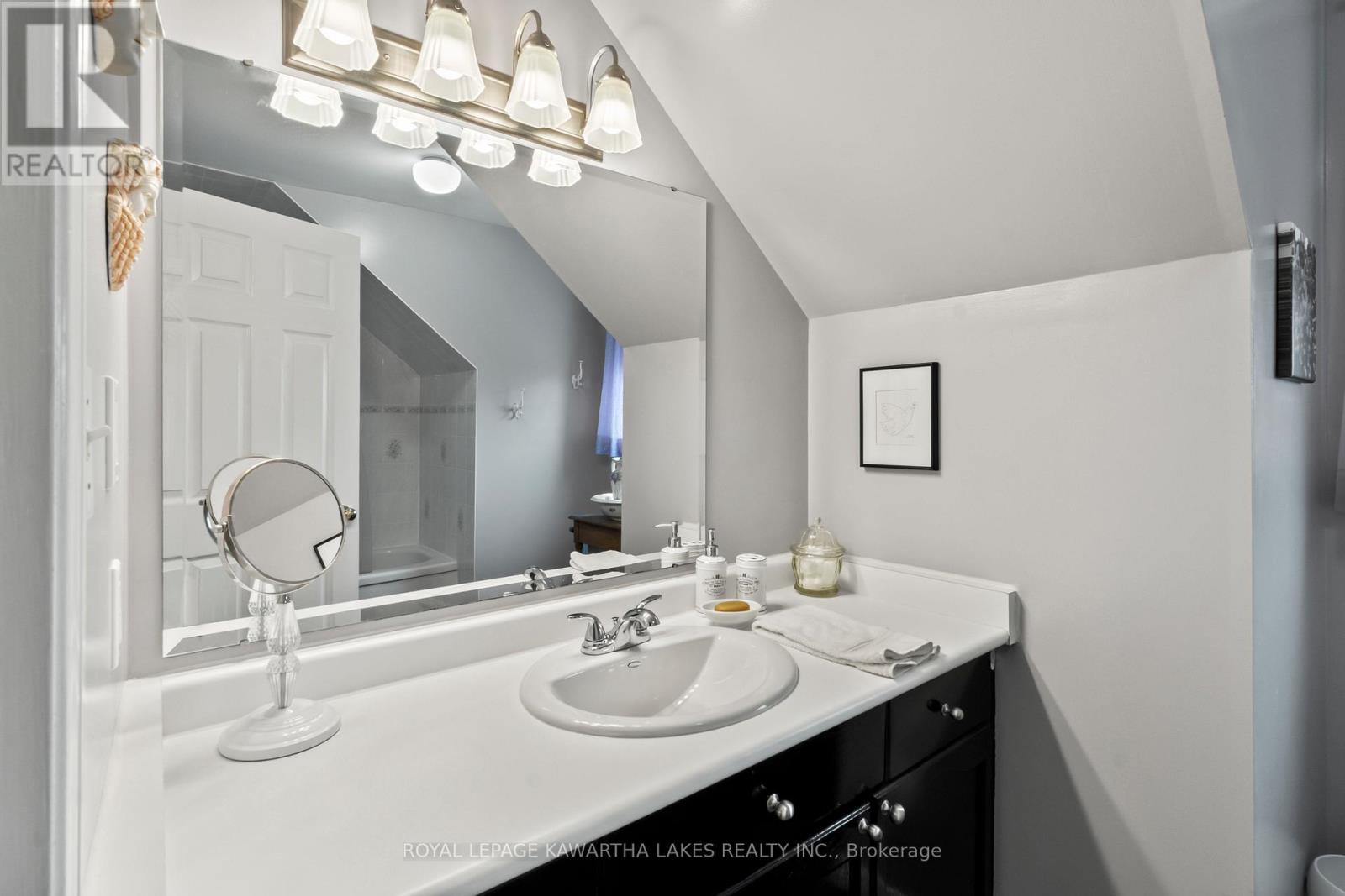 95 Kenrei Road, Kawartha Lakes, Ontario  K9V 4R1 - Photo 34 - X12429199