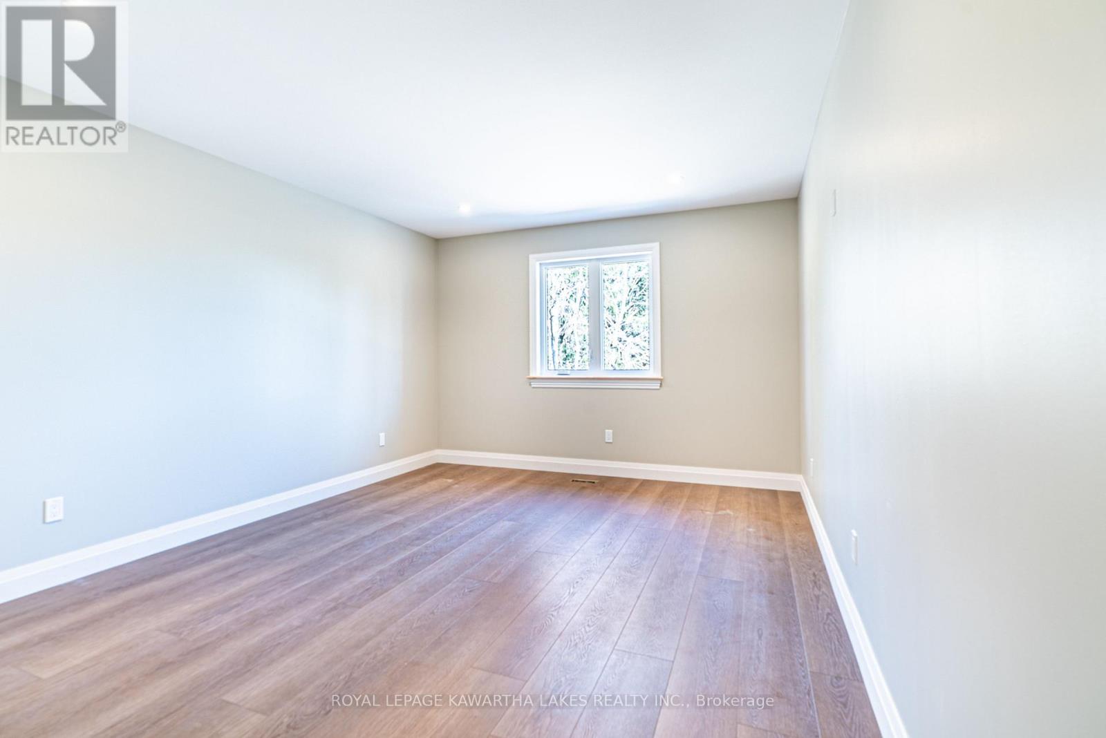 6 Patrick Street, Kawartha Lakes, Ontario  K0M 2B0 - Photo 14 - X12434489