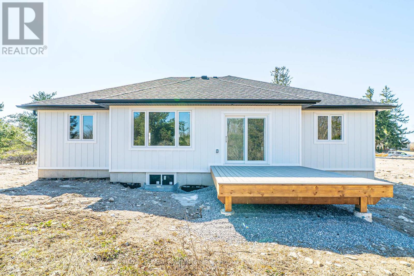 6 Patrick Street, Kawartha Lakes, Ontario  K0M 2B0 - Photo 22 - X12434489