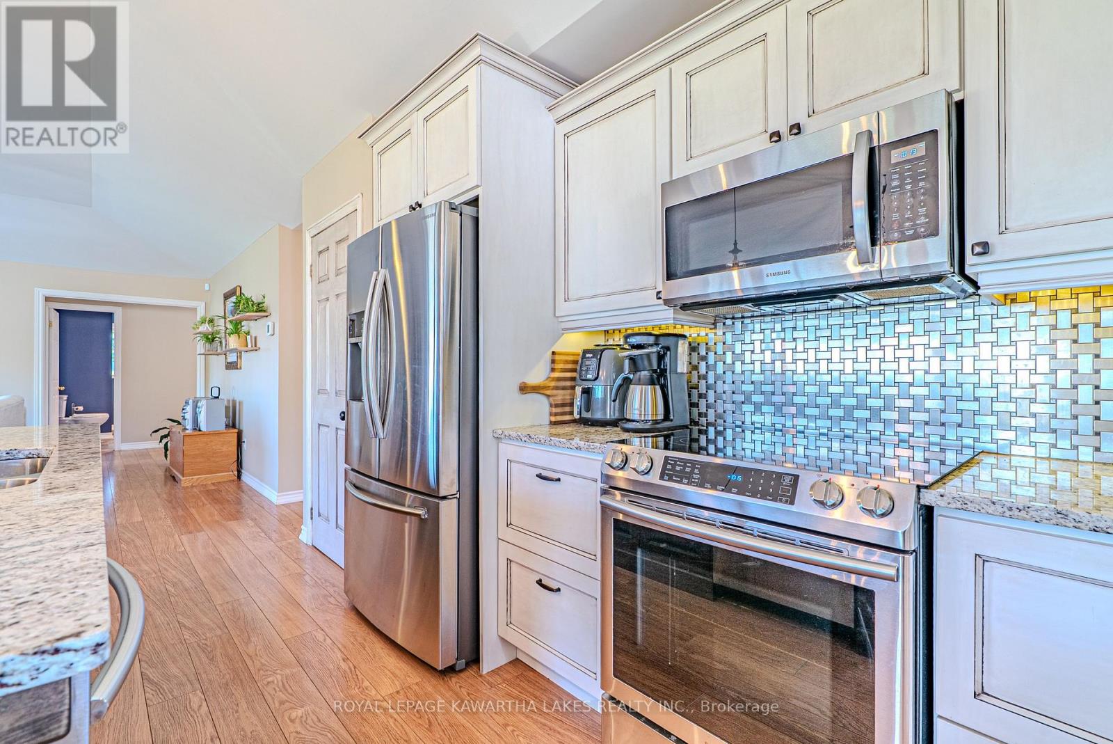 59 Weldon Road, Kawartha Lakes, Ontario  K9V 4R6 - Photo 17 - X12434592