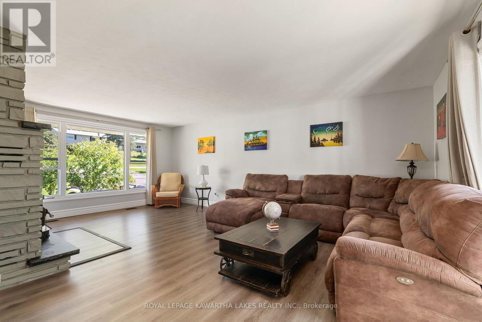 9 Buckhorn Road, Kawartha Lakes, Ontario  K9V 4R6 - Photo 6 - X12440535