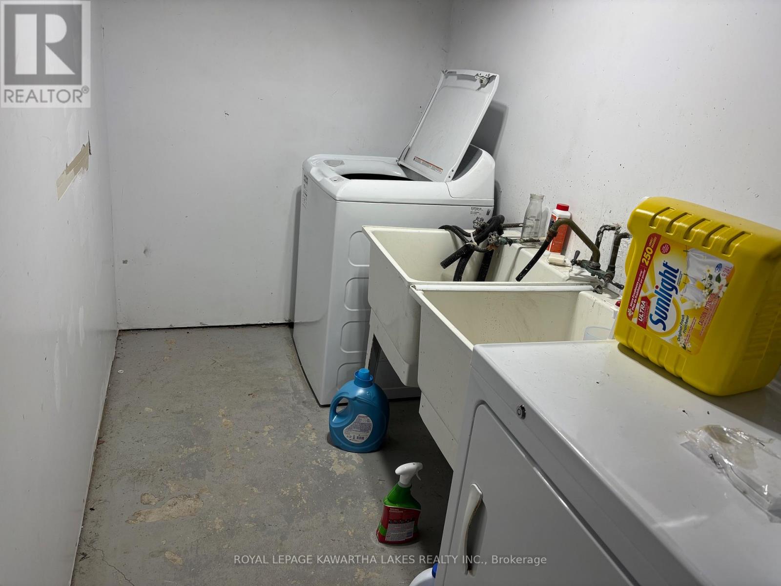 Lower - 128 Angeline Street N, Kawartha Lakes, Ontario  K9V 4N1 - Photo 11 - X12443104