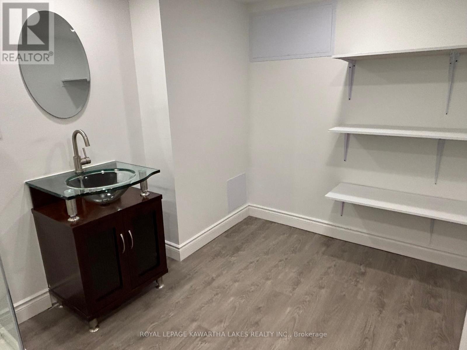 Lower - 128 Angeline Street N, Kawartha Lakes, Ontario  K9V 4N1 - Photo 9 - X12443104