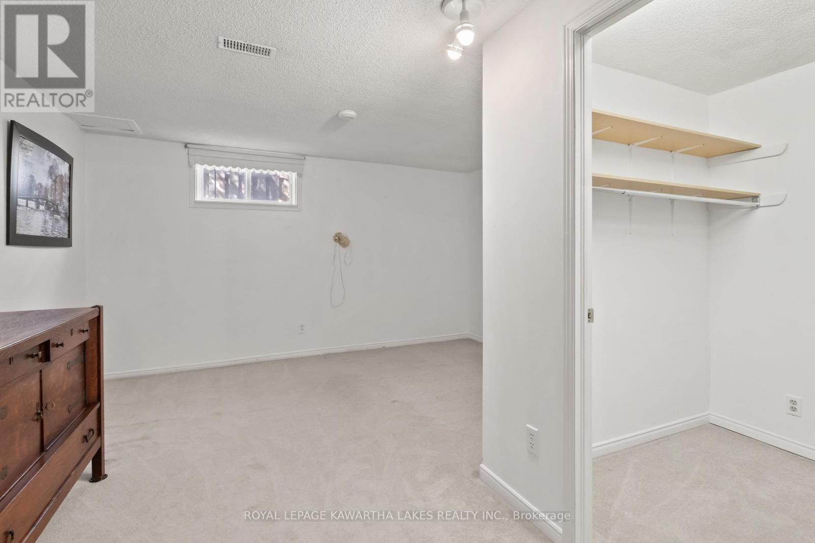 195 Elgin Street W, Kawartha Lakes, Ontario  K9V 6B1 - Photo 31 - X12445130