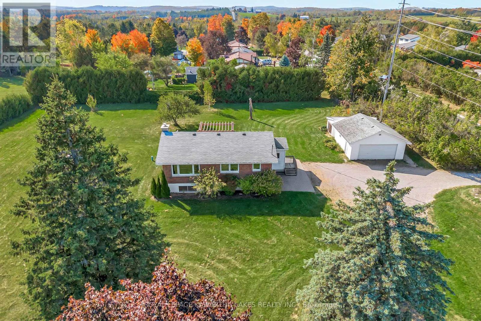 1240 Meadowview Road, Kawartha Lakes, Ontario  K0L 2W0 - Photo 1 - X12452116