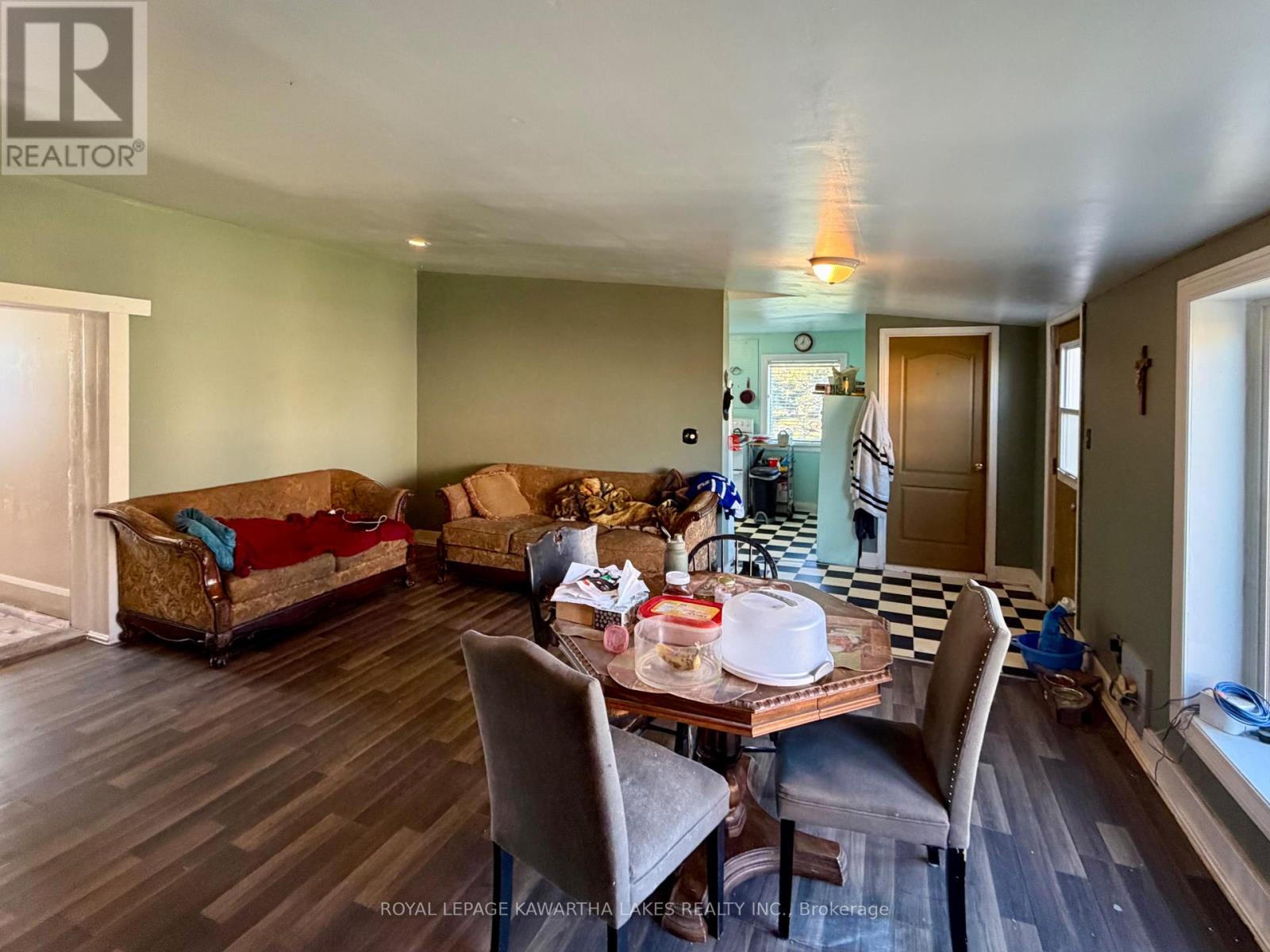 833 Woodville Road, Kawartha Lakes, Ontario  K0M 2T0 - Photo 18 - X12456328