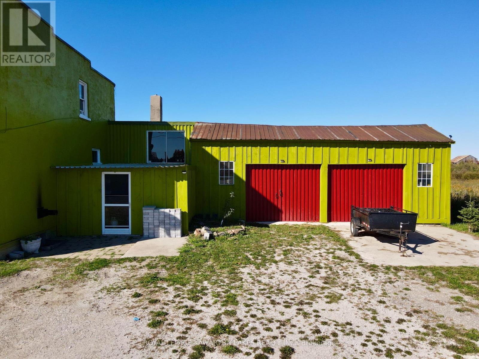 833 Woodville Road, Kawartha Lakes, Ontario  K0M 2T0 - Photo 2 - X12456328