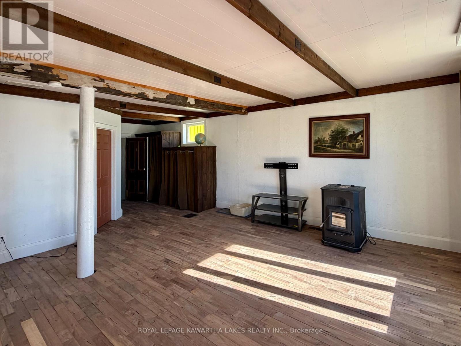 833 Woodville Road, Kawartha Lakes, Ontario  K0M 2T0 - Photo 22 - X12456328